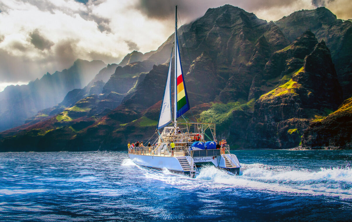 catamaran sunset cruise kauai