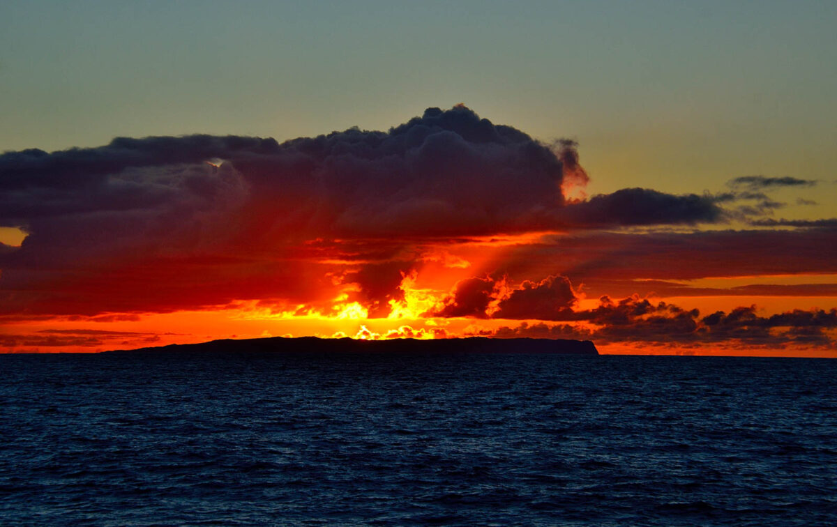 best kauai sunset dinner cruise