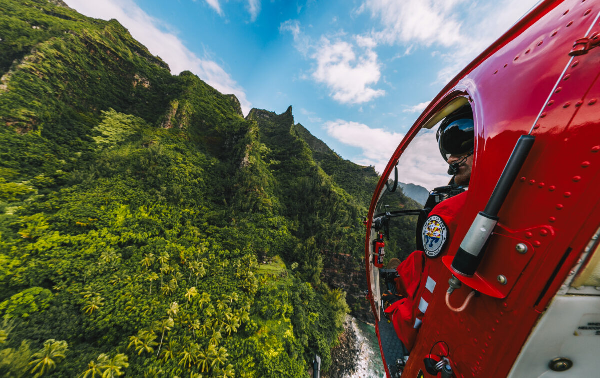 helicopter tours kauai doors off